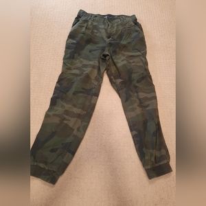 Hollister CamoUltra High Rise Jogger